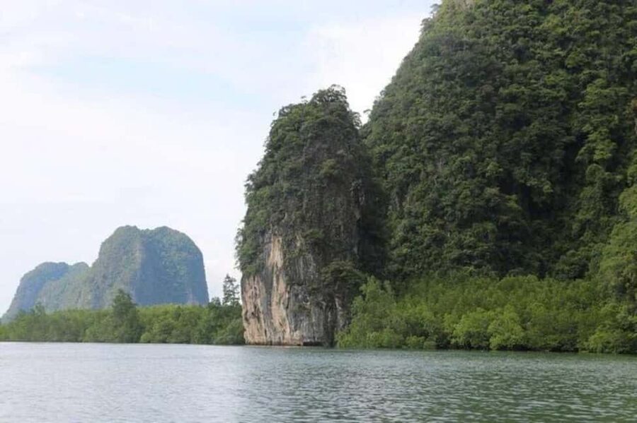 Khaolak Half Day: Phang Nga Bay, Tapu Island & Panyi Village - Tides and the bay’s “under-the-rock” perspective