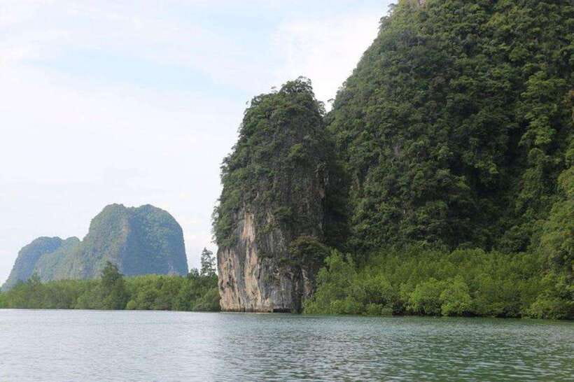 Khaolak: Phang Nga Bay, Tapu Island, and Panyi Village Tour - Tide timing and sea caves: when Phang Nga Bay turns from pretty to wild