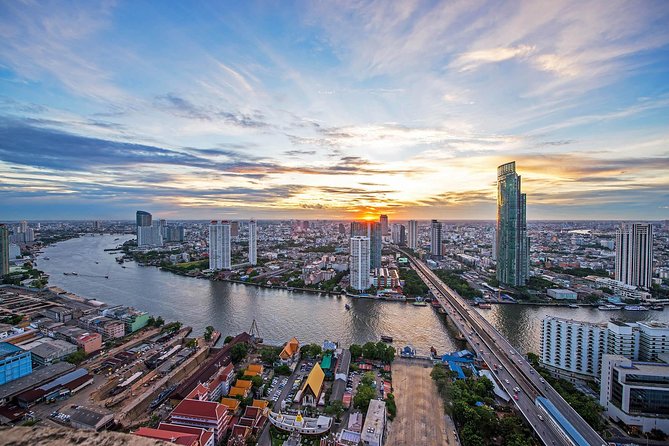 King Power MahaNakhon SkyWalk at Bangkok Admission Ticket - Planning your timing: day hours vs sunset hours