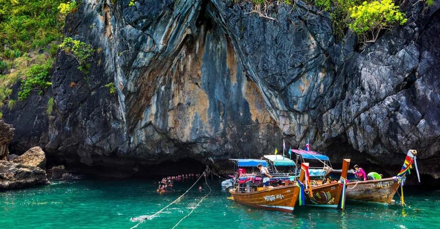 Ko Lanta: Emerald Cave and 4 Islands Tour by Longtail Boat - Should you book the Koh Lanta Emerald Cave and 4 Islands tour?