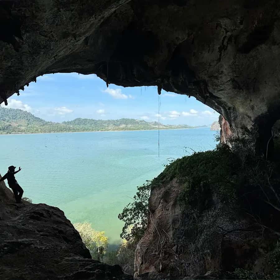 Ko Lanta: Half-Day Kayaking Koh Phee & Koh Talabeng 2 Caves - Price and Value: What $31 Buys You (And What It Doesn’t)