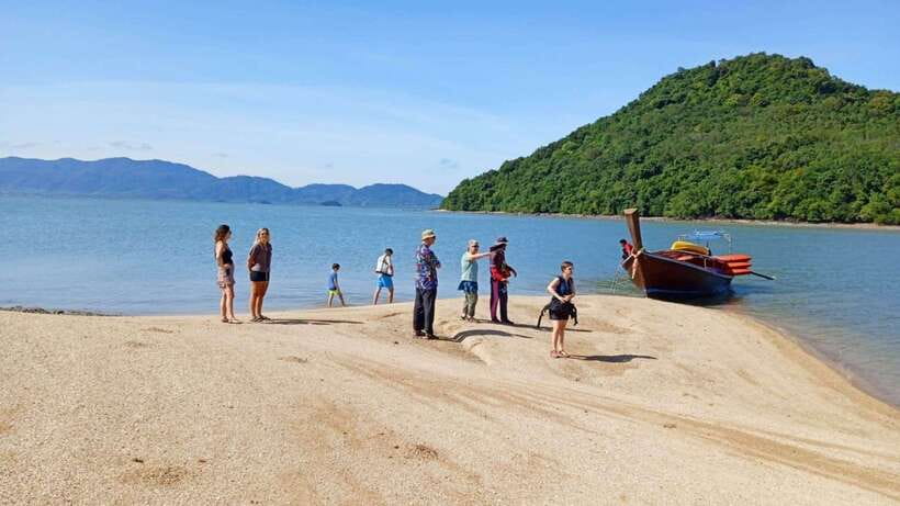 Ko Lanta: Ko Aung, Ko Phee Ghost Cave Island, Talabeng Kayak - Guides, safety, and how the best parts of the day get made smooth
