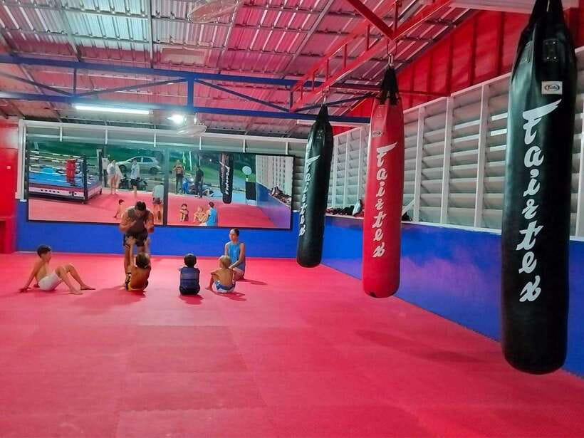 Ko Lanta: Learn The Art of Muay Thai - Adin Muay Thai School - Sparring time: friendly, but still real learning