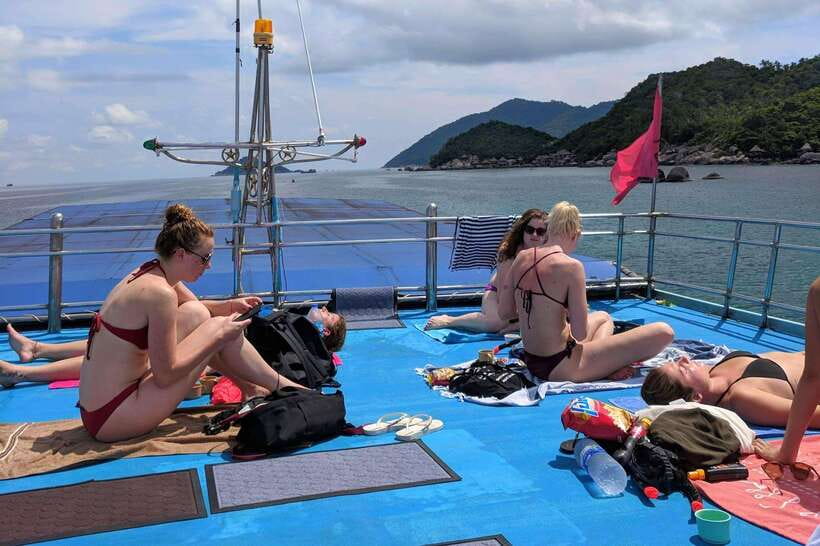 Ko Tao: Morning Trip to Ko Nangyuan’s Serene Oasis by Oxygen - Mango and the Hidden Eastern Bays: where the boat does the access work