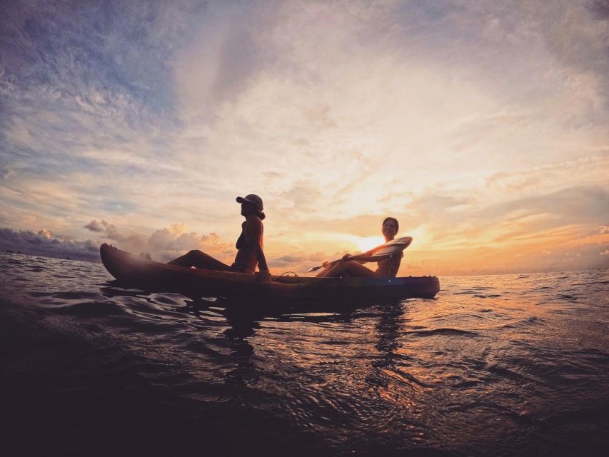 Ko Tao: Tao-Nangyuan Snorkeling Day Trip with Meals & Sunset - Banana Rock at sunset: BBQ, mocktail, and the end-of-day mood