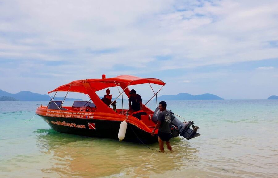 Koh Chang: Half-Day Snorkeling Adventure on a Speedboat - Bang Bao Pier to the Open Water: the half-day timeline that works