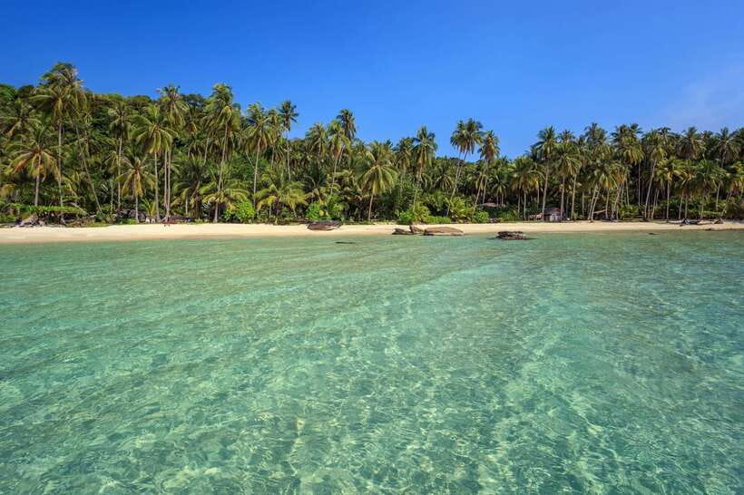 Koh Lanta: 4-Island Adventure Tour to Emerald Cave - Getting there from Ko Lanta Noi: pace, pickup, and boat-to-shore reality