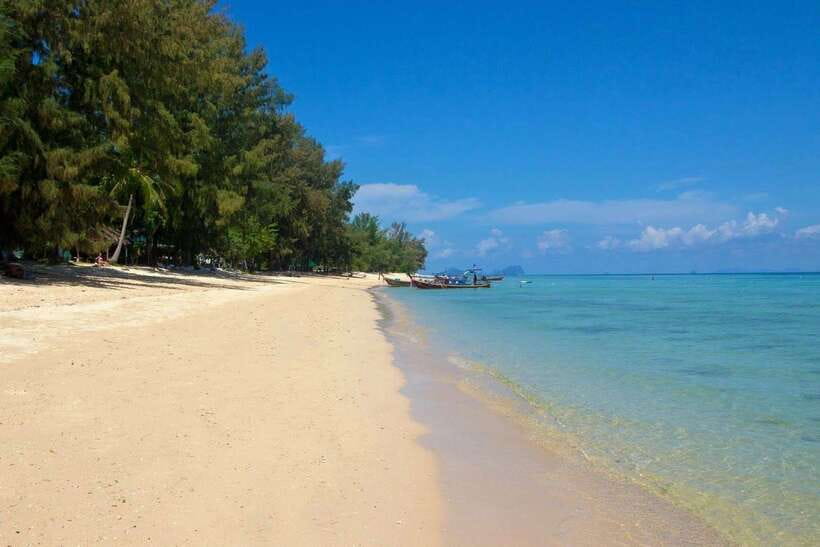 Koh Lanta: 4-Island Adventure Tour to Emerald Cave - Who should book this Koh Lanta Emerald Cave tour