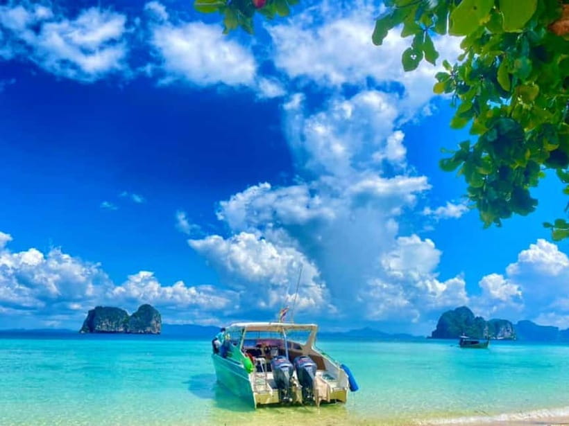 Koh Lanta: 4 Islands and Emerald Cave Snorkeling Trip - Koh Muk Morakot Emerald Cave: the inside-the-cave lagoon moment