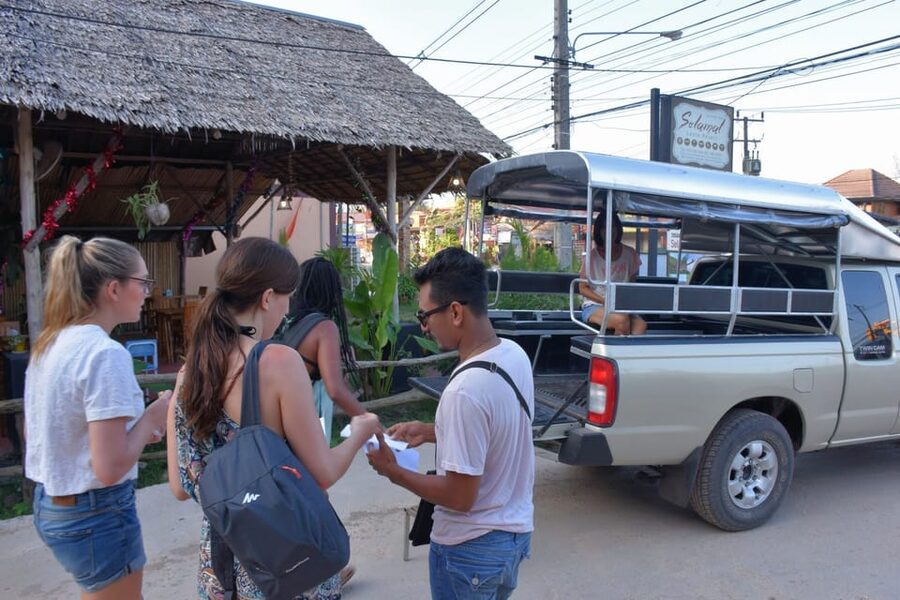 Koh Lanta: 4 Islands and Emerald Cave Tour by Longtail Boat - Key Things That Make This Tour Worth Your Time