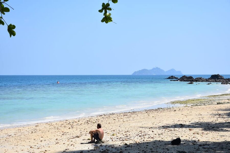 Koh Lanta: 4 Islands and Emerald Cave Tour by Longtail Boat - Snorkeling Quality: Good Enough for Reef Beauty, Guided Enough for Confidence