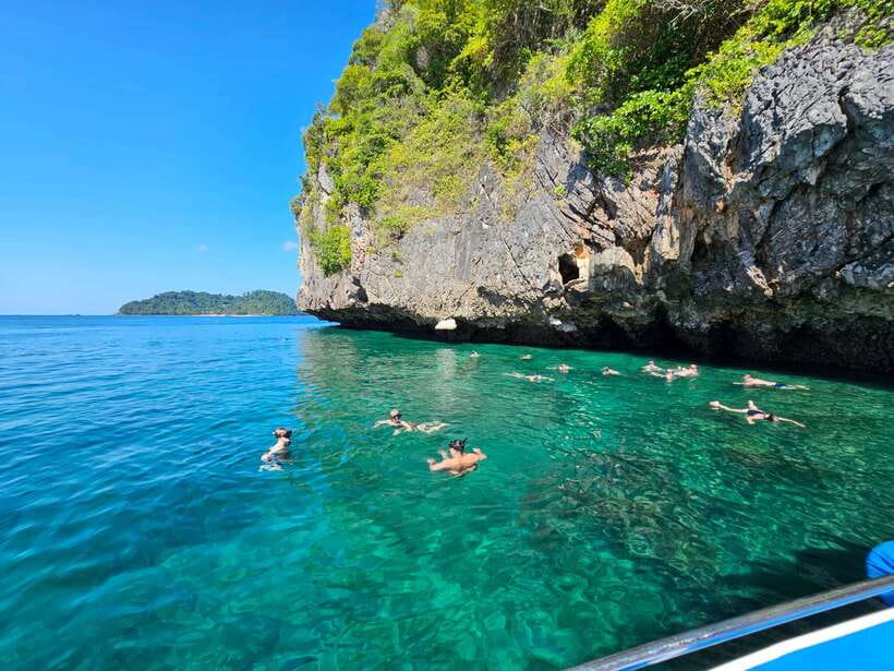 Koh Lanta: 4 Islands Tour by Speedboat with Snorkeling - Why this 4-island speedboat feels worth the effort