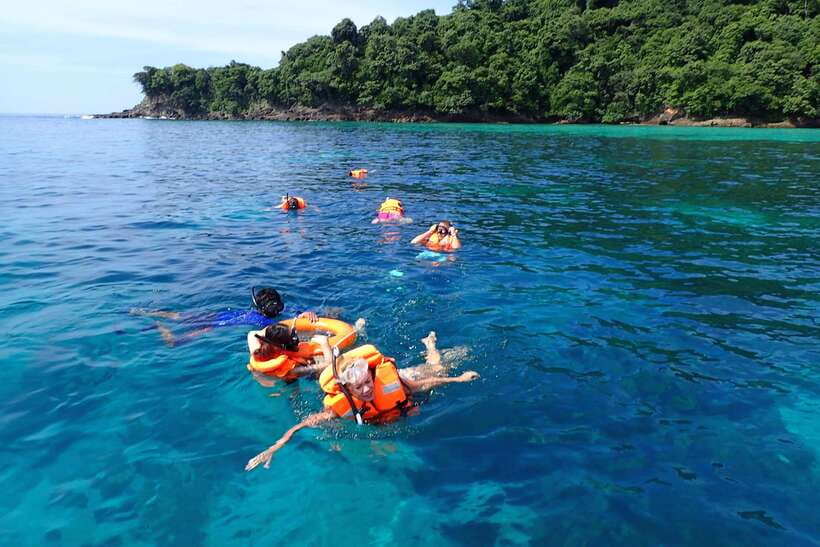 Koh Lanta: Adventure Sea Tour to Koh Rok and Koh Haa - Koh Haa snorkeling: the mini-lagoon stop that feels like a postcard