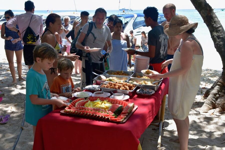 Koh Lanta: Adventure Sea Tour to Koh Rok and Koh Haa - Ao Man Sai Beach lunch: why the midday break is more than a meal