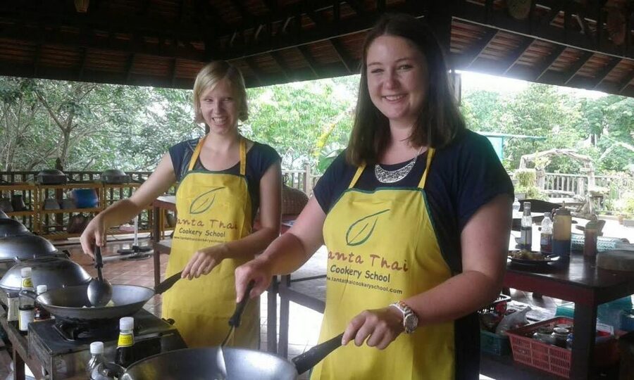 Koh Lanta: Evening Course at Lanta Thai Cookery School - Key things to know before you cook