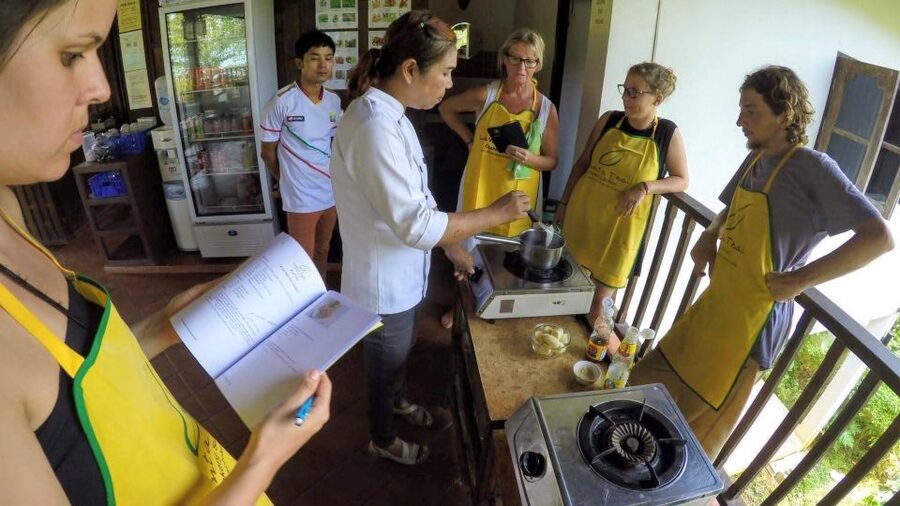 Koh Lanta: Evening Course at Lanta Thai Cookery School - Who should take this Koh Lanta evening course