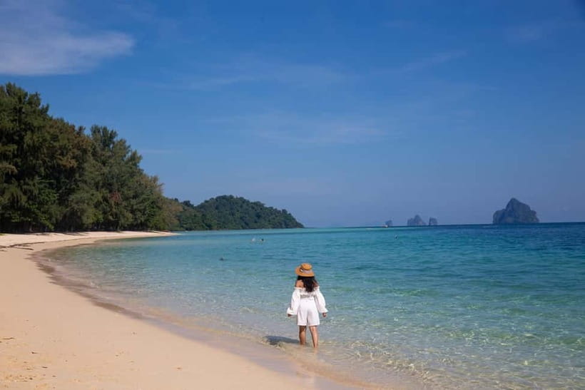 Koh Lanta: Ultimate Kradan Island Escape by Longtail Boat - Timing, Transfers, And How The Day Adds Up (450 Minutes Total)