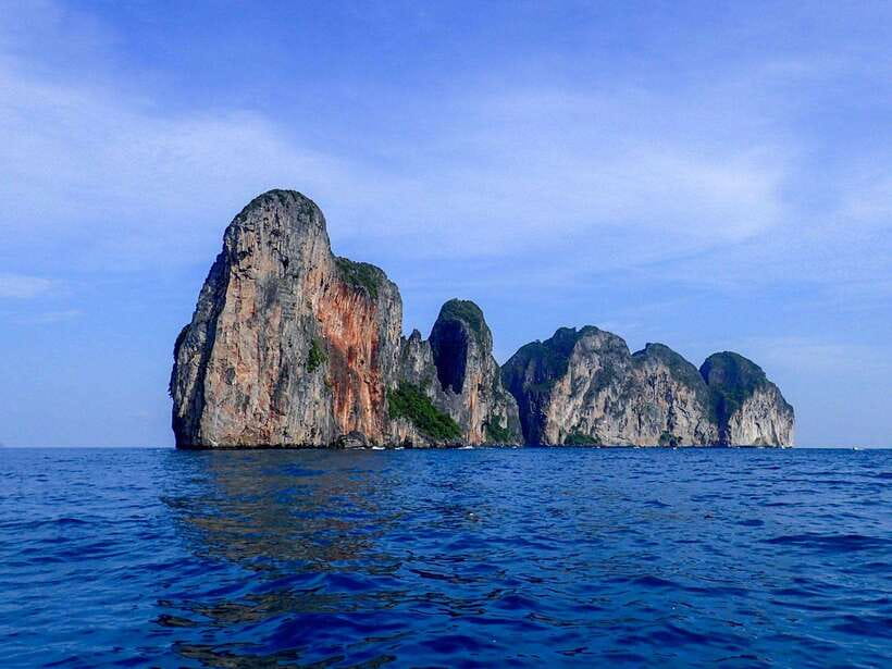 Koh Phi Phi: Maya Bay Private Longtail Boat Tour - Timing, tides, and why your itinerary may shift