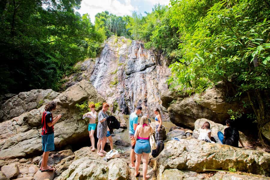 Koh Samui City Tour with Cultural and Scenic Highlights - A 5-hour Samui sampler that hits temples, viewpoints, and a waterfall