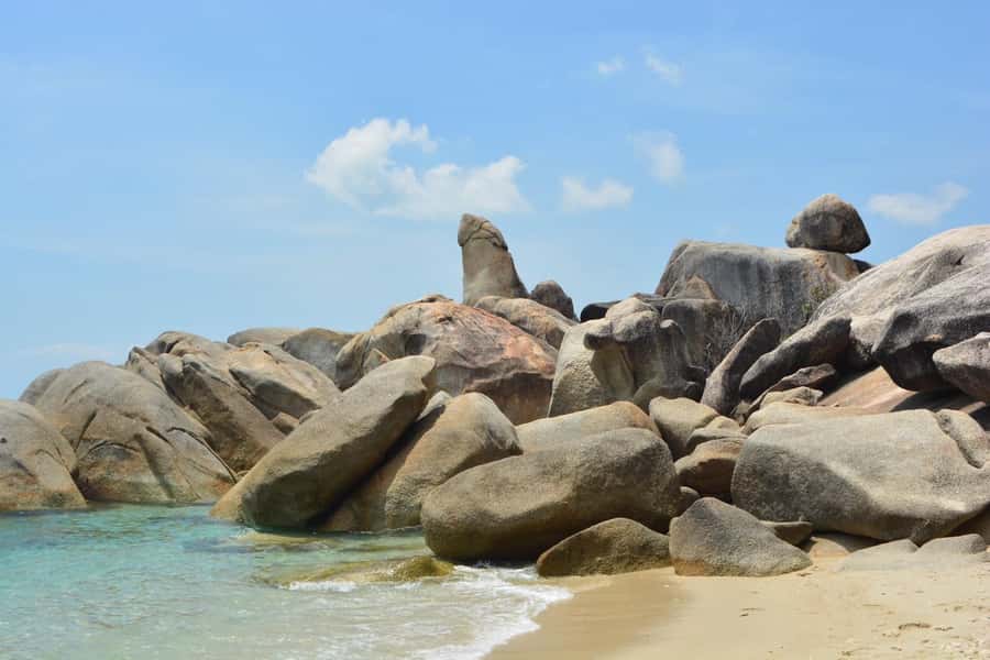 Koh Samui: Half Day City Tour with Hotel Pickup - Wat Plai Laem and the Chinese Lady Monk Temple Experience
