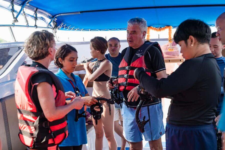 Koh Samui: Pig Island & Koh Tan Snorkeling by Speed boat - Guide energy and pacing: why the trip feels smooth