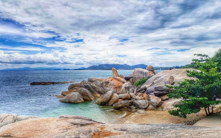 Koh Samui: Travstore Original Koh Samui Discovery Tour - Wat Plai Laem: The Lakeside Temple With an 18-Armed Guanyin