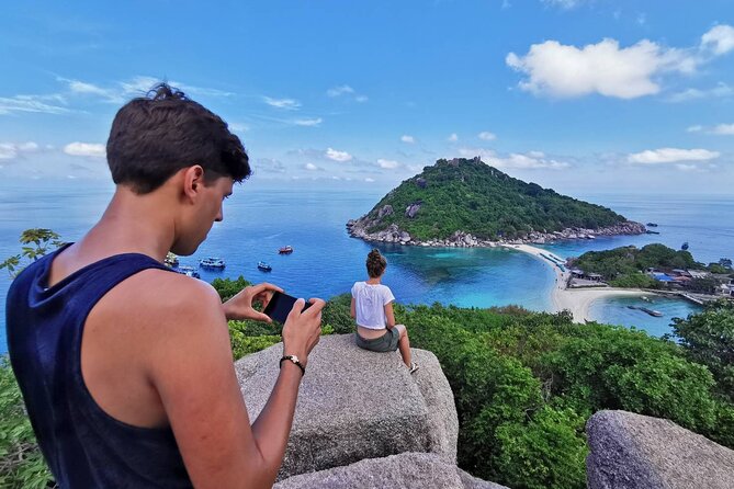 Koh Tao & Koh Nang Yuan Snorkeling Tour by Speed Boat from Samui - Crew and guide style: the difference between okay and memorable