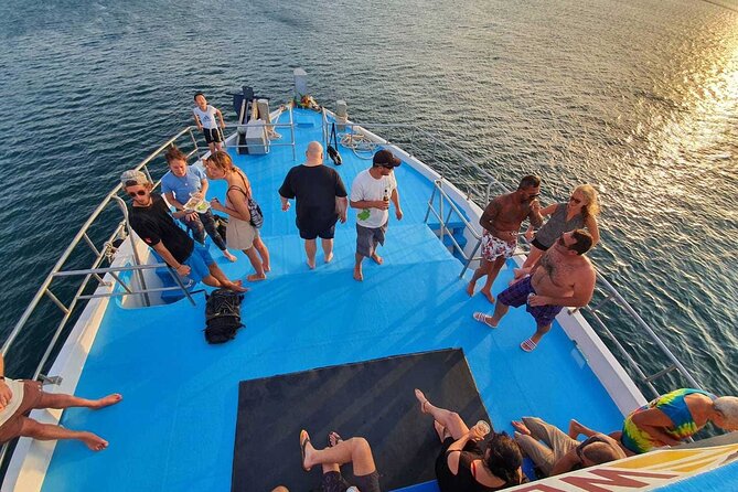 Koh Tao Snorkeling Tour to Hidden Bays and Koh Nang Yuan - Koh Nang Yuan first: sand bridge walks and island viewpoints