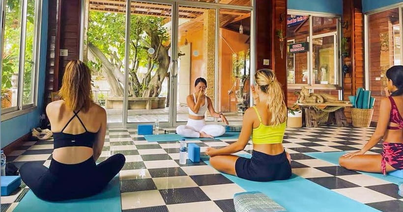Koh Tao: Yoga Class In Paradise - All Levels Welcome! - Koh Tao Yoga Class Near 7/11, Under the Blue Roof