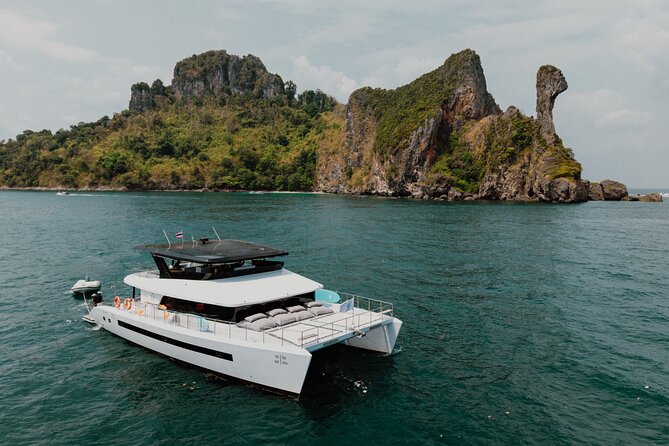 Krabi: 4 Island Luxury Yacht with Snorkelling & Clear Kayaking - Key highlights at a glance