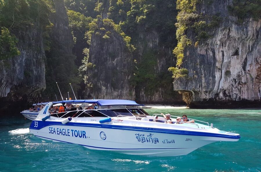 Krabi: 4 Islands Day Trip by Speedboat Including Lunch Box - Lunch box and gear: what’s included, and what you should bring anyway