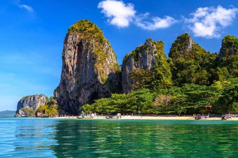 Krabi: 7-Island Tour by Longtail Boat with Sunset - Lunch, refreshments, and what to bring for comfort