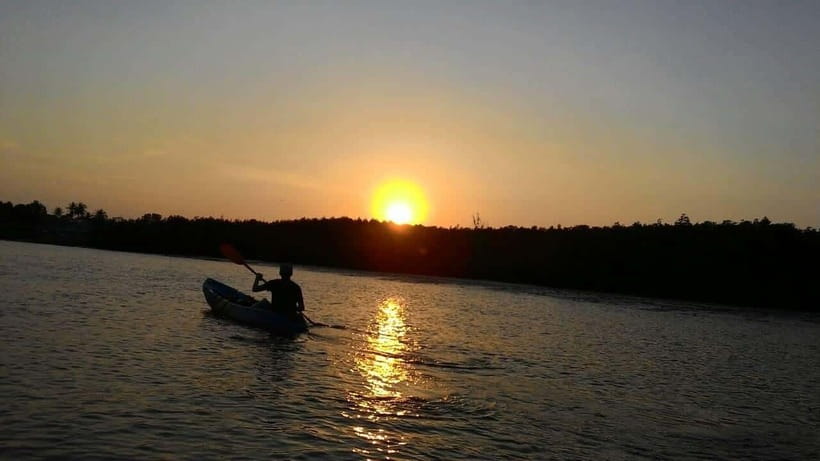 Krabi: Ao Thalane Sunset Kayak adventure (group of 10 max) - Kayak prep, coffee, and safety briefing (about 45 minutes)