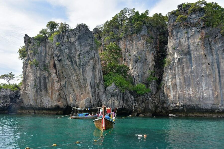 Krabi: Freediving and Snorkeling at Yawasam and Talu Island - Ko Mae Urai: a longer swim break to keep things fun, not frantic