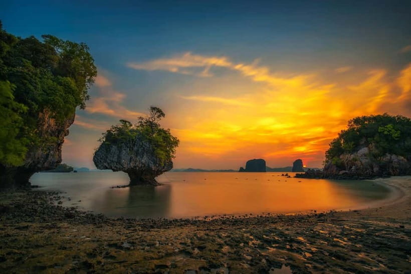 Krabi: Hong Island & Ko Pak Bia Tour with Sunset Dinner - Hong Island: swim, snorkel, and that viewpoint climb