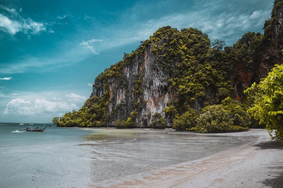 Krabi: Hong Island & Ko Pak Bia Tour with Sunset Dinner - Snorkeling gear, what you bring, and comfort tips that actually help