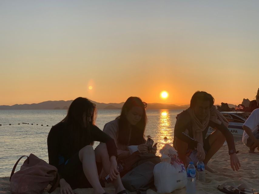 Krabi: Hong Island Sunset Tour w/ Beach Dinner+Night Snorkel - Koh Hong beach time, snorkeling, and the 360 viewpoint hike