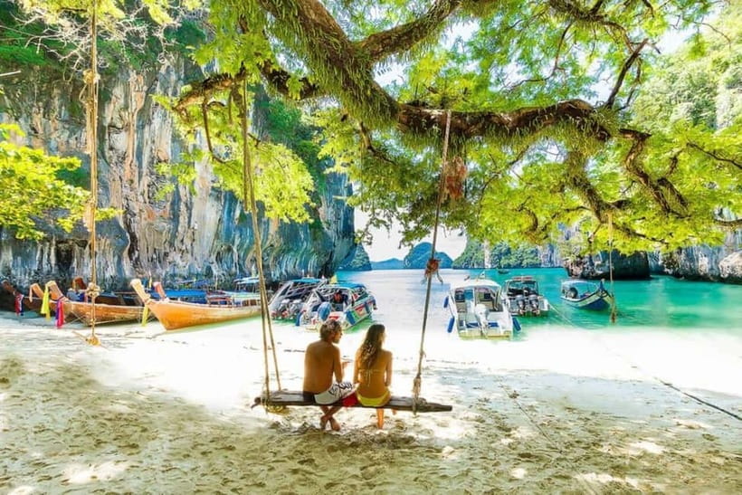 Krabi: Hong Island with Kayaking by speedboat - Entering Hong Lagoon: the part you remember later