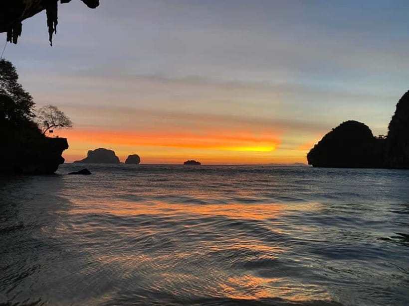 Krabi: Hong Islands Sunset, Bioluminescent Plankton and BBQ - Hong Island: Snorkeling Time and the Sunset Setup