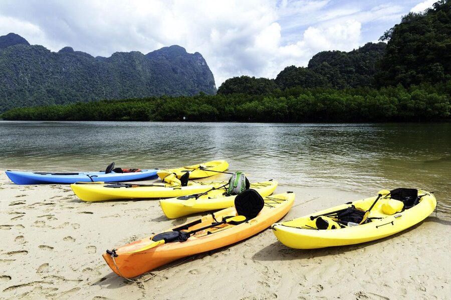 Krabi kayaking Ao thalane - Ao Thalane mangroves: what you’re really paddling through