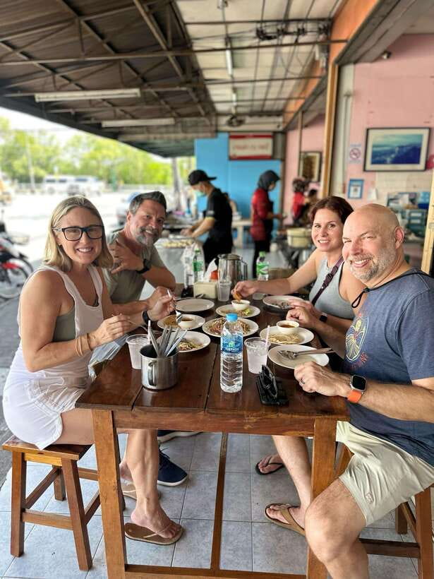 Krabi: Morning Food Tour with Local Guide - The Muslim roti shop finale: flatbreads with southern curry and a rare dish