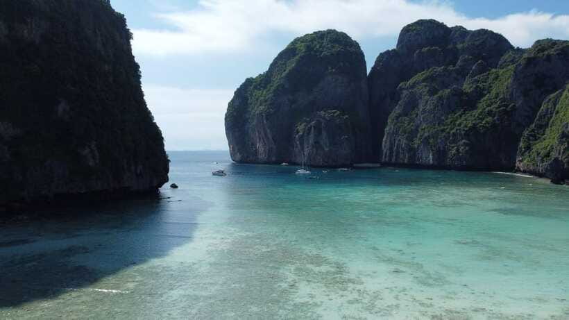 Krabi: Phi Phi and 4 Islands with Snorkeling by Speed Boat - Lunch on Ko Phi Phi Don, plus a market-style break