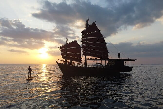 Krabi Private Snorkeling Cruise with Bioluminescent Night Snorkel - Four islands and a glowing finale in Krabi