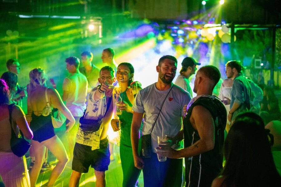 Krabi Pub Crawl - Join Nomads For The Best Night in Ao Nang! - Why this Ao Nang pub crawl feels different than random bar hopping
