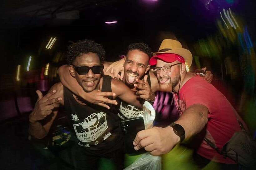 Krabi Pub Crawl - The Best Nightlife Tour in Ao Nang! - The two route options: Monday/Thursday vs Wednesday/Saturday