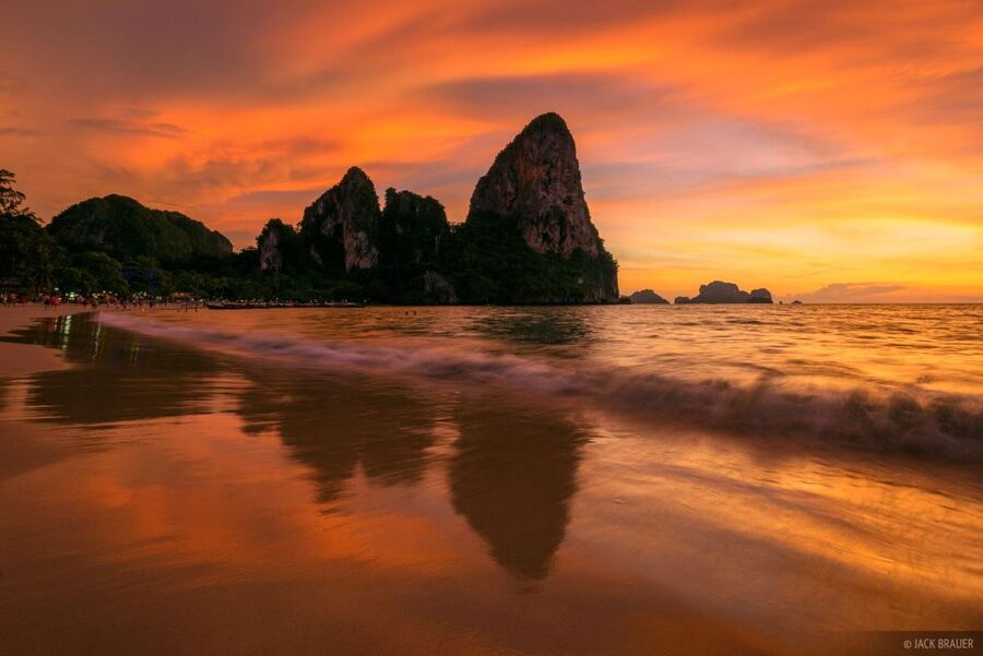 Krabi: Railay Beach Bioluminescent Plankton Ferry Cruise - Railay Sunset, Limestone Views, and Why the Timing Feels Tight
