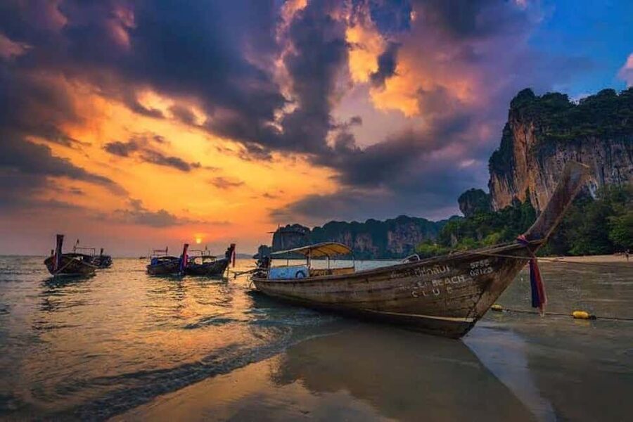 Krabi: Railay Sunset and Bioluminescent Plankton Tour - A late-afternoon longtail boat cruise to Railay sunset