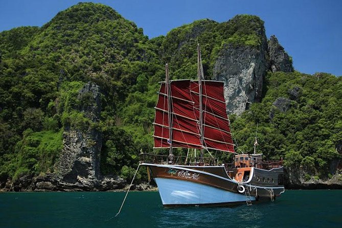 Krabi Romantic Sunset Cruise with BBQ Seafood Dinner by Krabi Sea Cruise - Railay Beach Portion: BBQ Seafood Dinner, Thai Food, and Sea Breeze