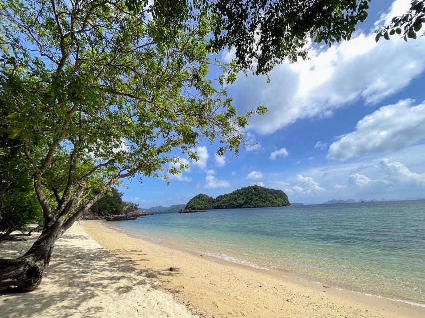 Krabi's Hong Island Speed Boat Blast with 360° Viewpoint - Price and Value: Is $41 Actually a Good Deal?