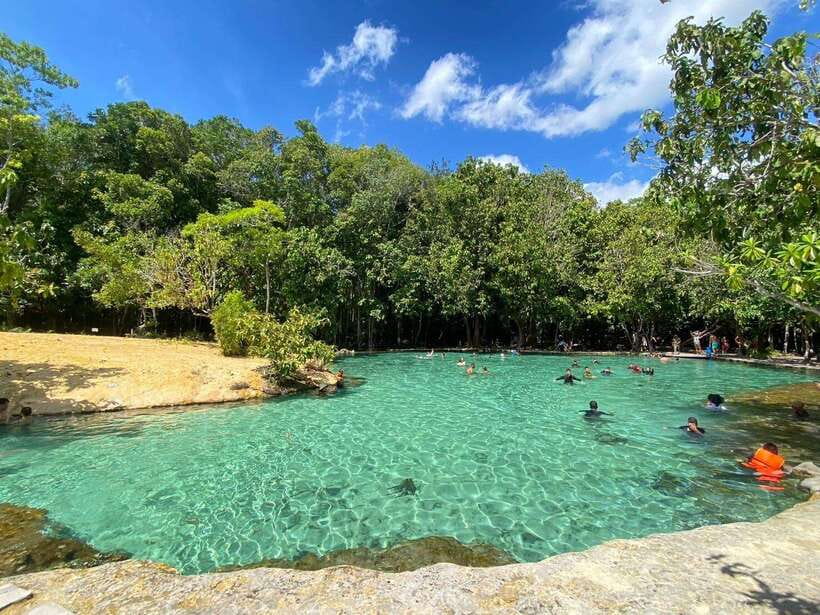 Krabi: Tiger Cave Temple, Emerald Pool and Hot Springs Tour - What to pack for this Krabi day (and what to skip)